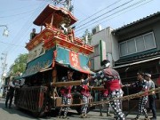 岡大徳さん　商店街でワォ！！　～筒井町商店街〈前編〉～